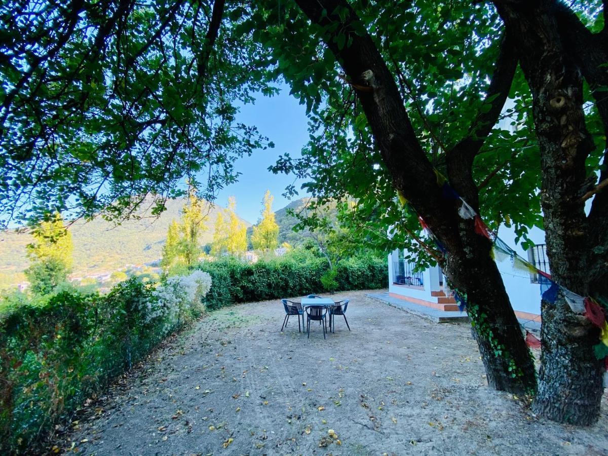 Stay Wild En Las Casitas De Huerta Arriba Benamahoma Exterior photo